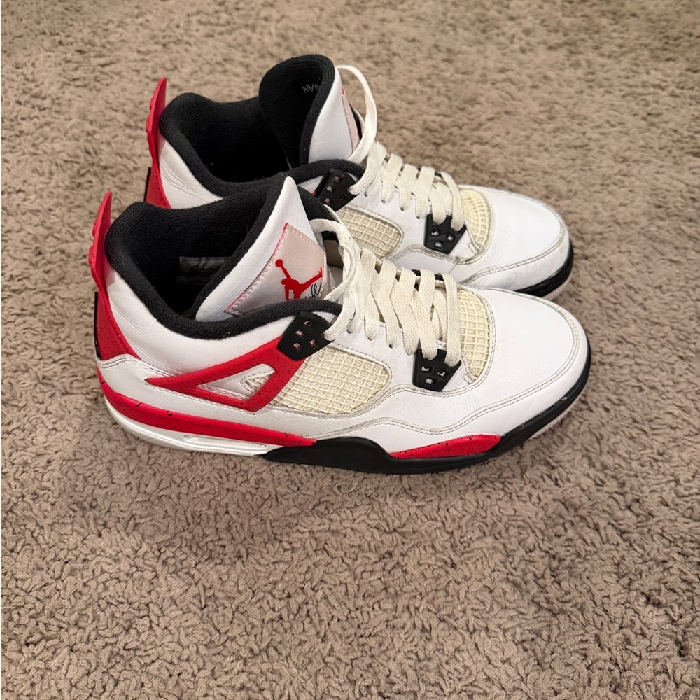 Jordan Retro White Black Red Low-Top Sneakers